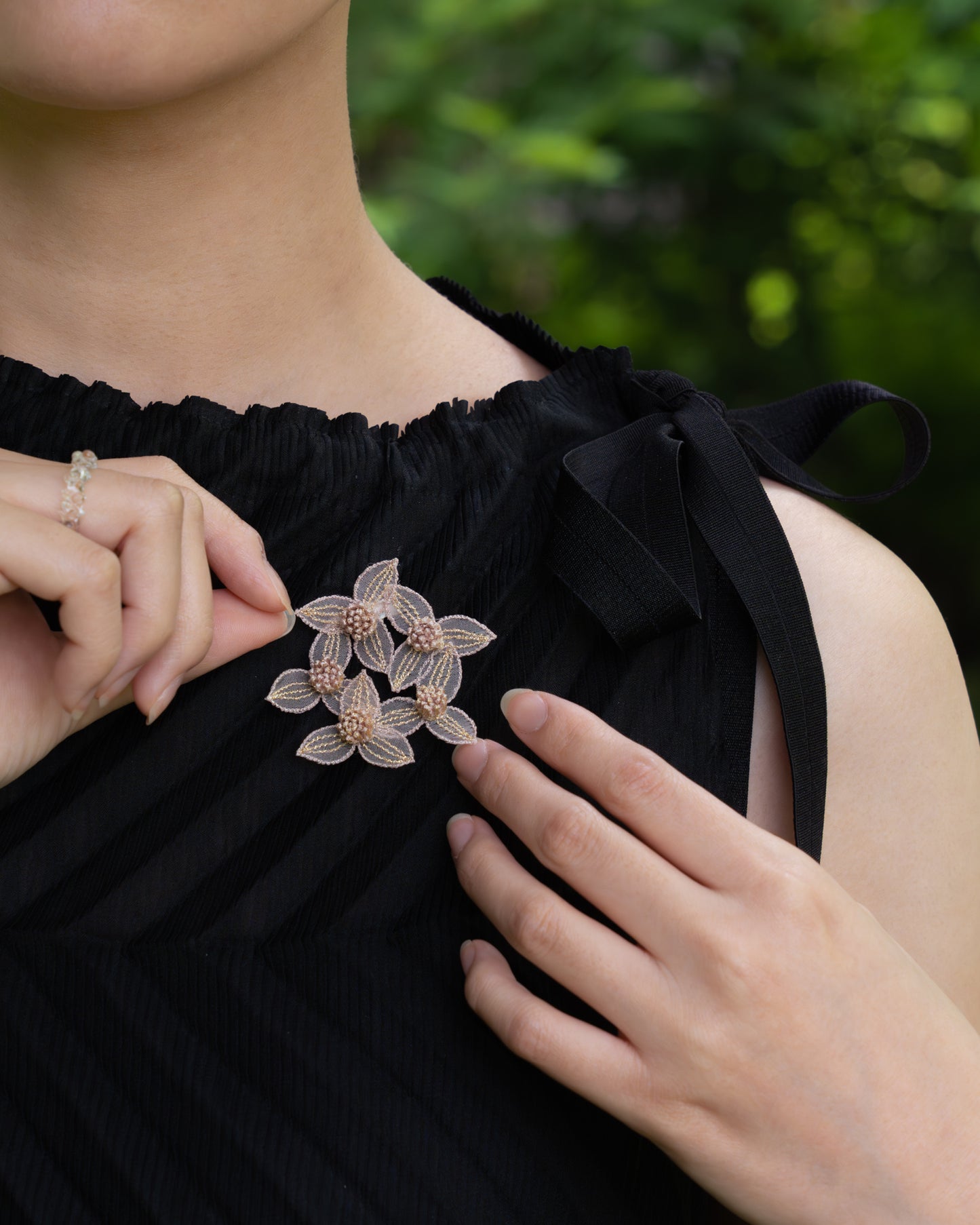 TSUYUKUSA BOUQUET brooch Pink