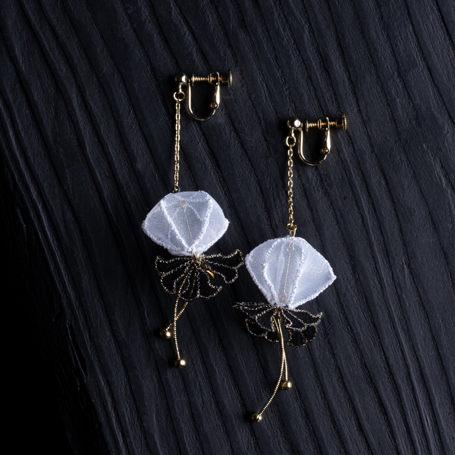 GREEN BELL pierce/earring