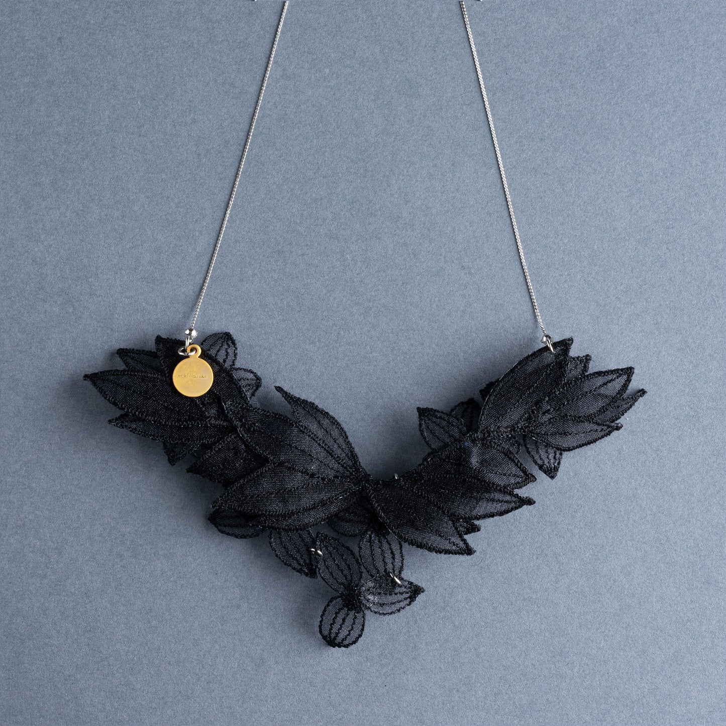 TSUYUKUSA necklace Black