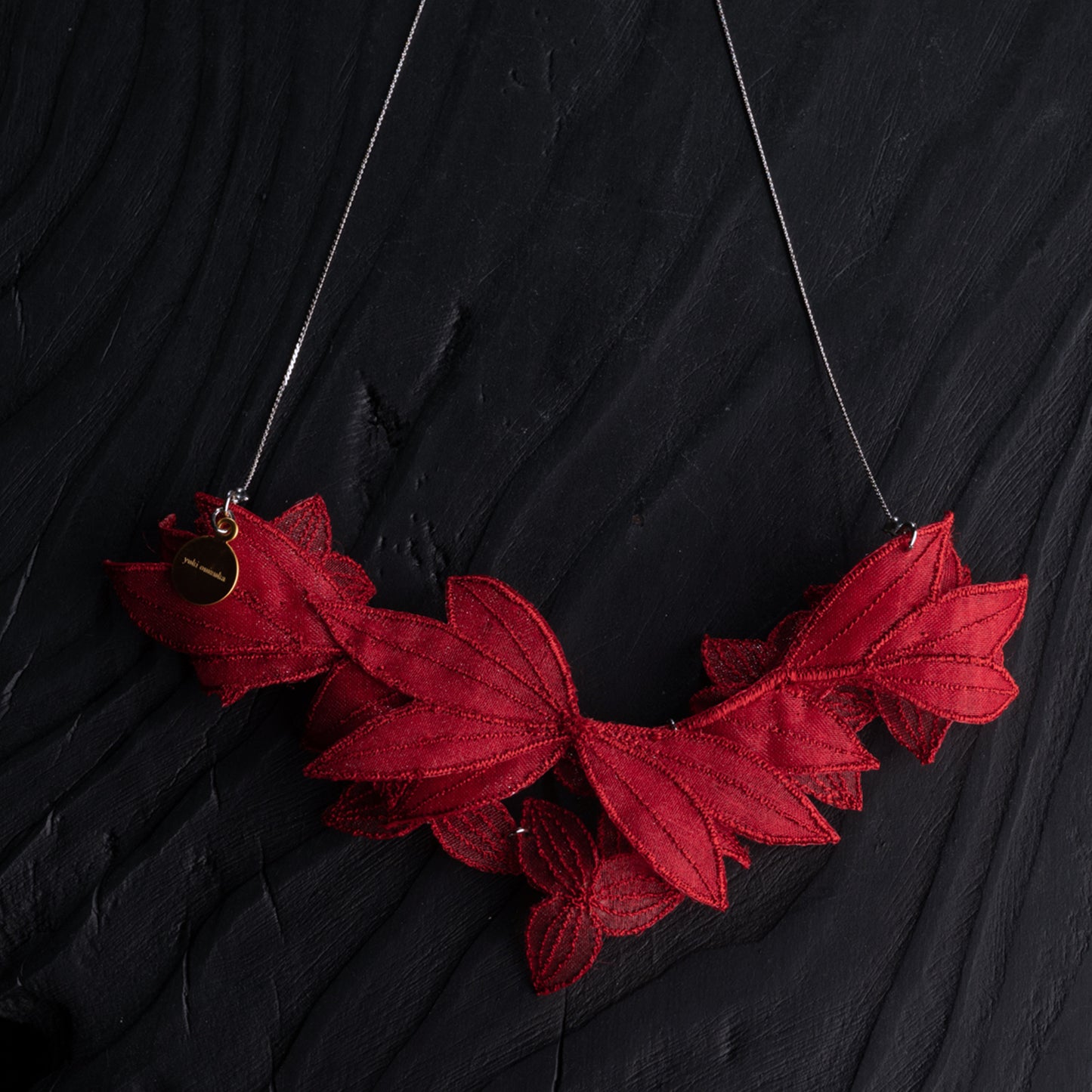 TSUYUKUSA necklace Red