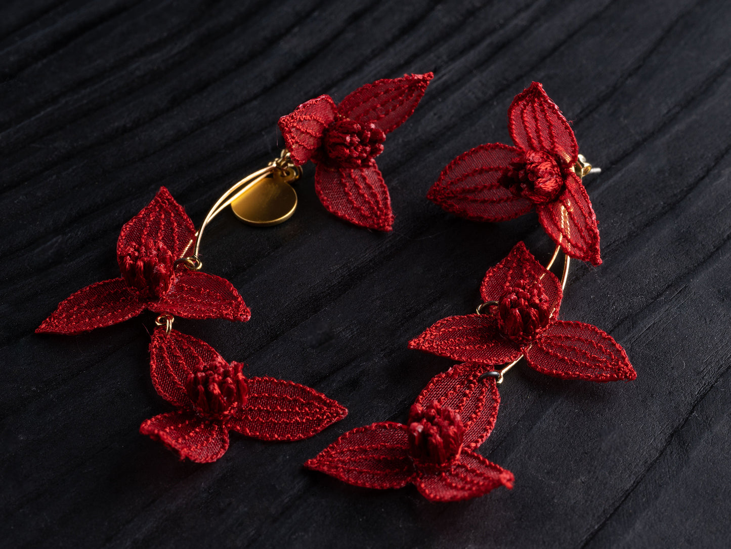 TSUYUKUSA pierce/earring Red