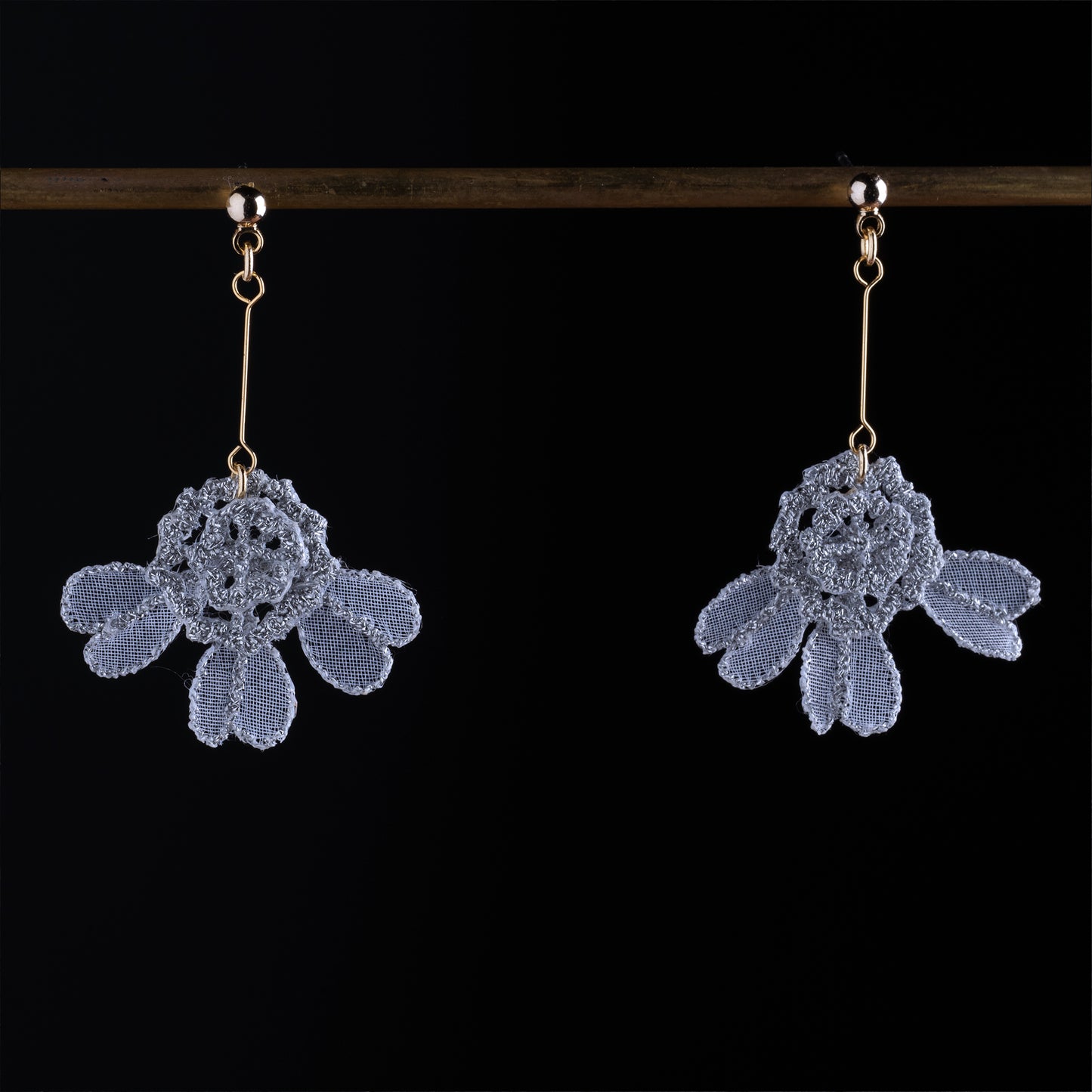 WHITE LACE pierce/earring