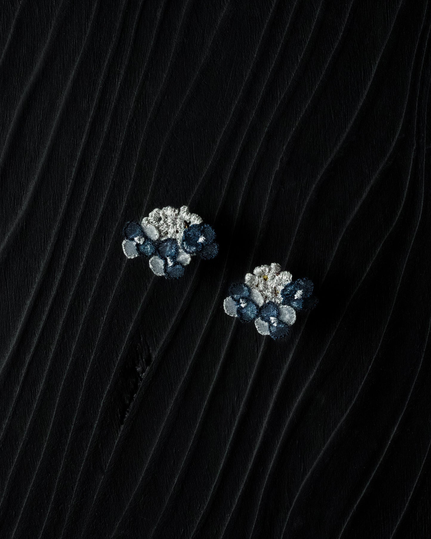 YAMAAJISAI pierce/earring Navy