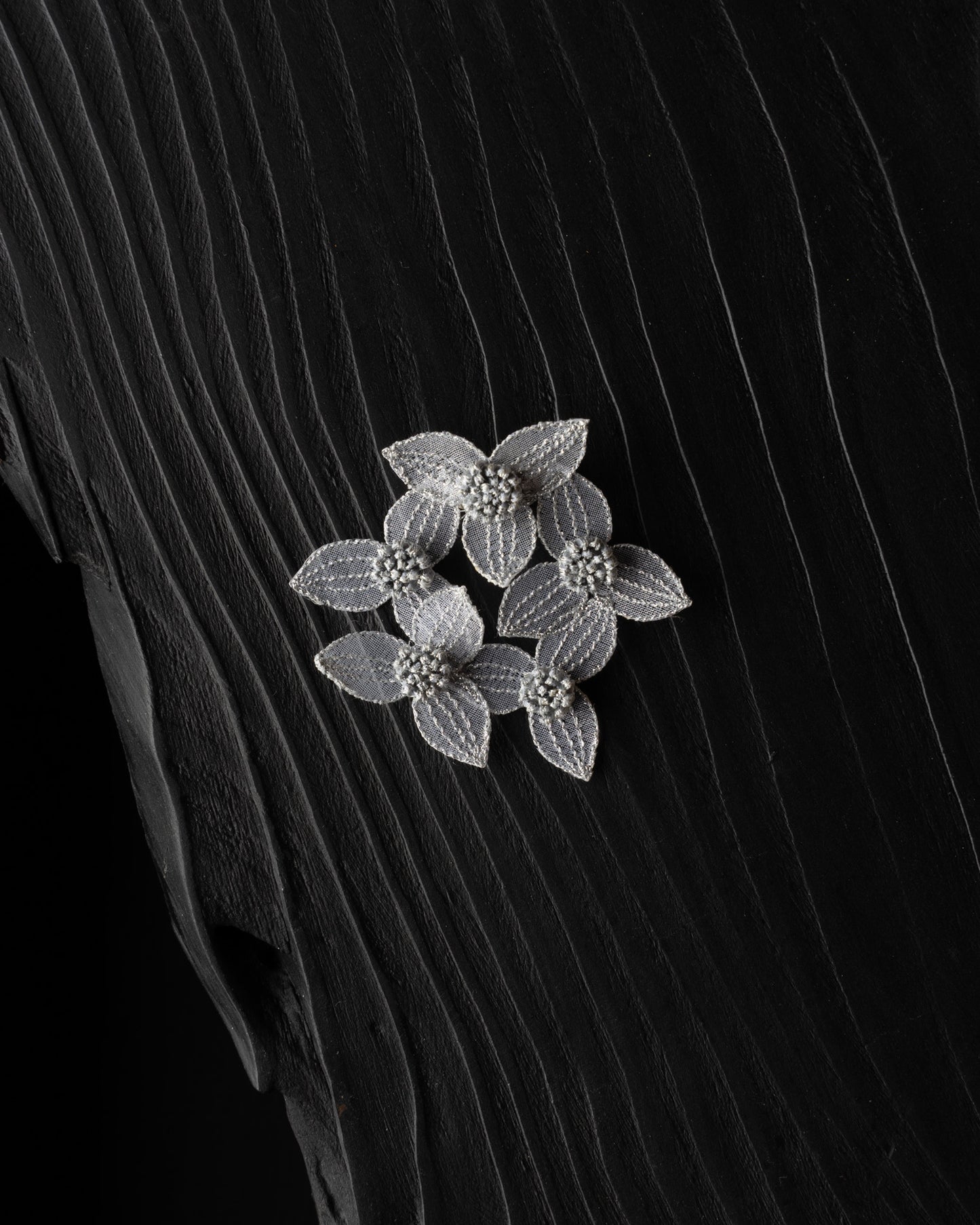 TSUYUKUSA BOUQUET brooch Silver