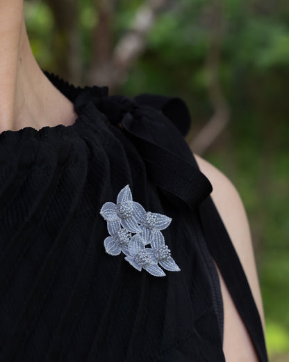 TSUYUKUSA BOUQUET brooch Silver