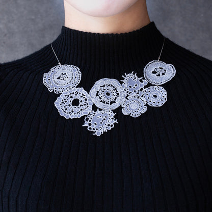 維管束 lace necklace Silver