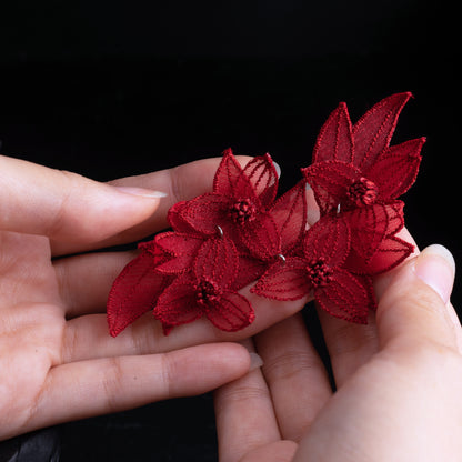 TSUYUKUSA brooch Red